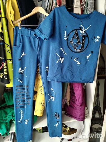 Спортивный костюм женский