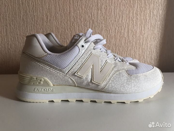 Кроссовки New Balance WL574NT