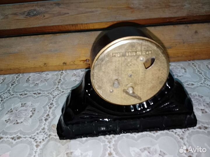 Настольные часы