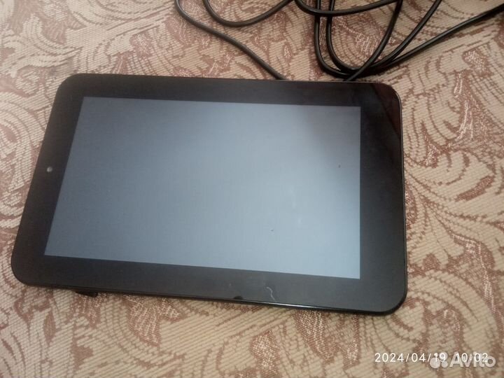 Планшет DNS M75t