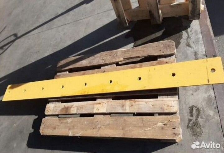 Нож ковша Bobcat 6718008