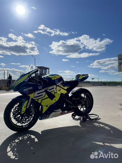 Suzuki gsx-r 600 L5 2015