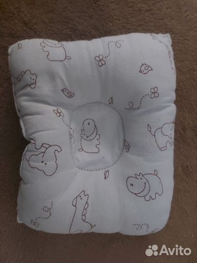 Подушка анатомическая для новорожденных