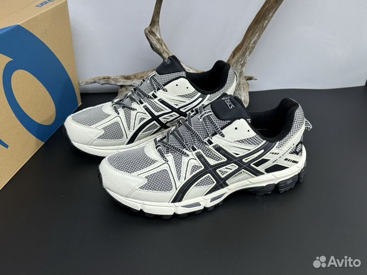 Кроссовки великаны asics