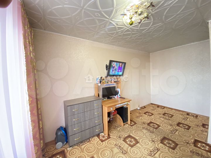 3-к. квартира, 60 м², 5/5 эт.