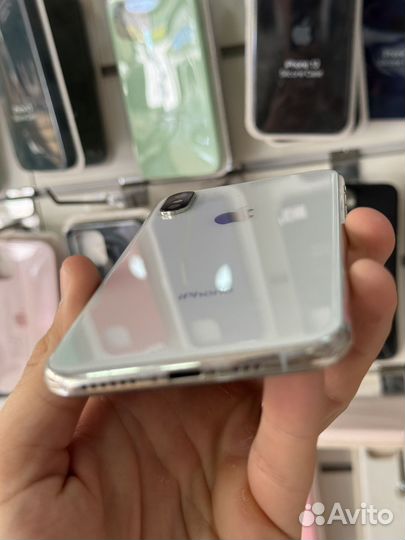 iPhone Xs, 64 ГБ