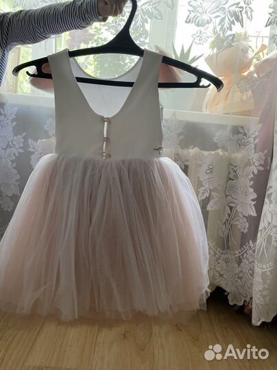 Продаю платье