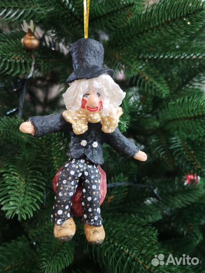 Игрушка из ваты на ёлку Клоун на шаре