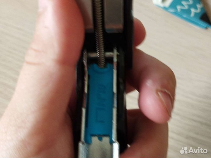 Степлер для бумаги
