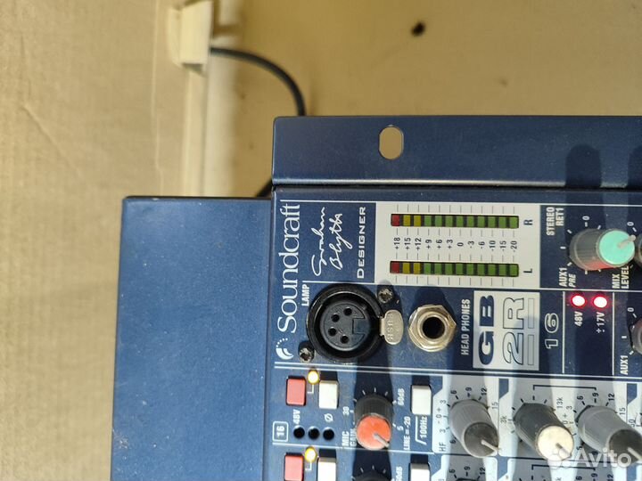 Soundcraft GB2R-16 рэковая микшерная консоль 16 кн