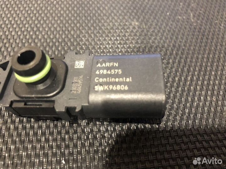 4984575 Датчик давления картерных газов Cummins