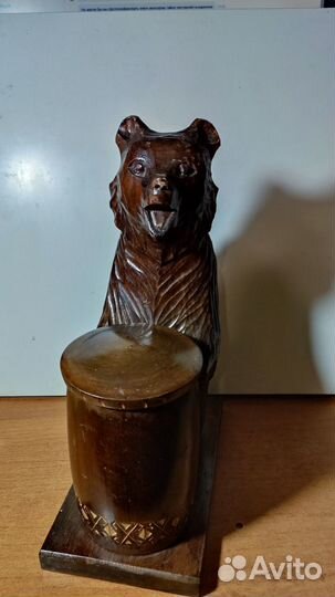 Медведь с бочонком