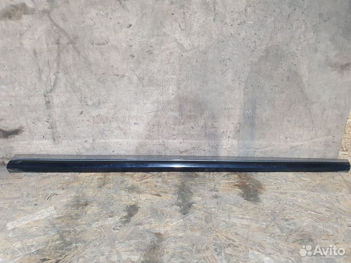 Молдинг накладка передней двери Lexus LS 460 600