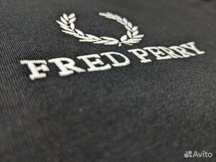 Свитшот Fred Perry