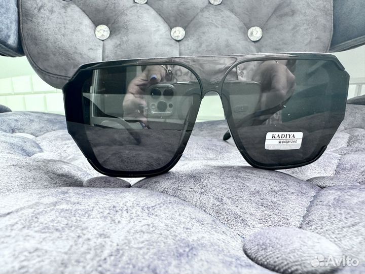 Солнцезащитные очки