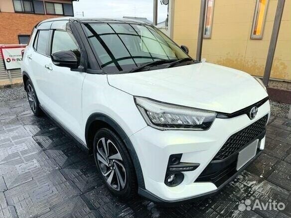 Toyota Raize 1.0 CVT, 2021, 29 000 км