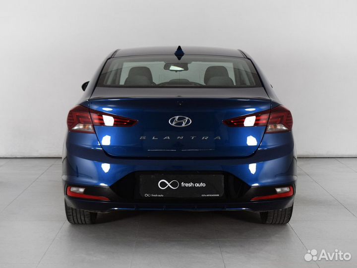 Hyundai Elantra 2.0 AT, 2018, 104 000 км