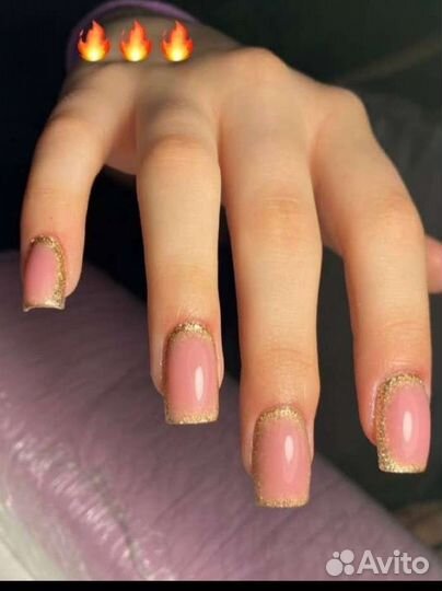 Наращивание ногтей