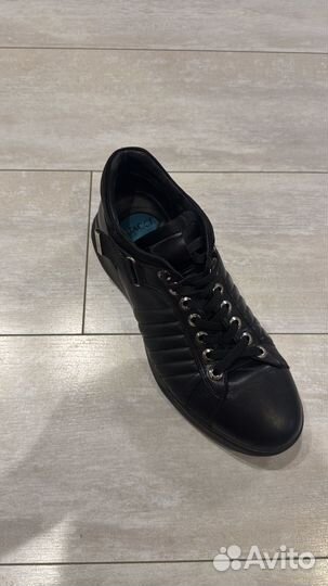 Одежда и обувь