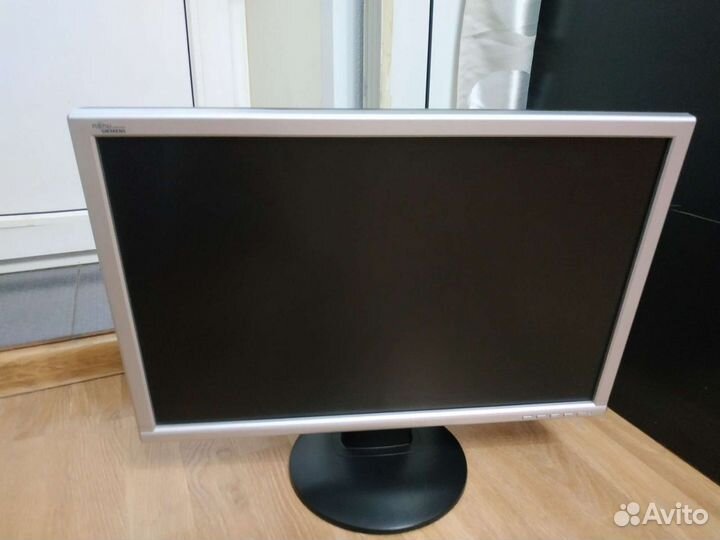 Монитор Fujitsu-Siemens L22W-7SD 22 дюйма, две шту