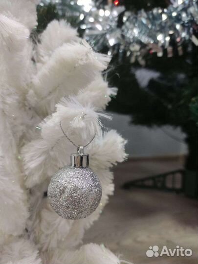 Елка, игрушки, новогодний комплект