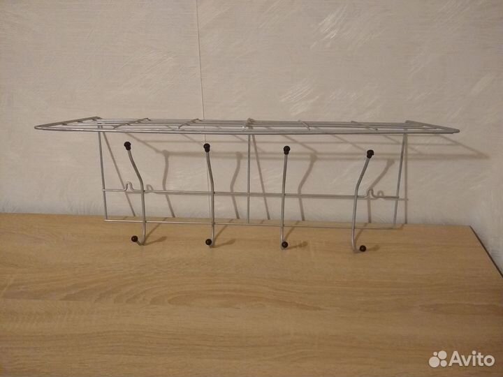 Вешалка в прихожую