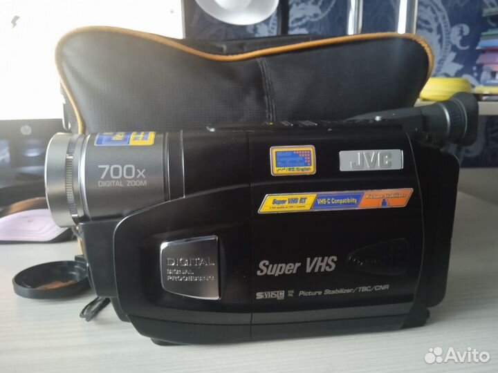 Видеокамера jvc