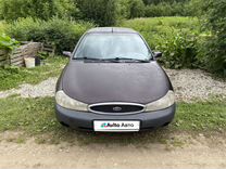 Ford Mondeo 1.6 MT, 1997, битый, 275 500 км, с пробегом, цена 130 000 руб.