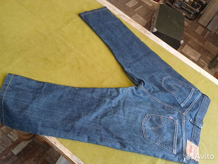 Джинсы бриджи Levis 514