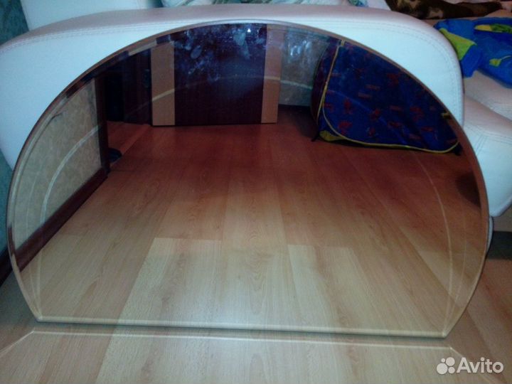 Оригинальное зеркало на стену