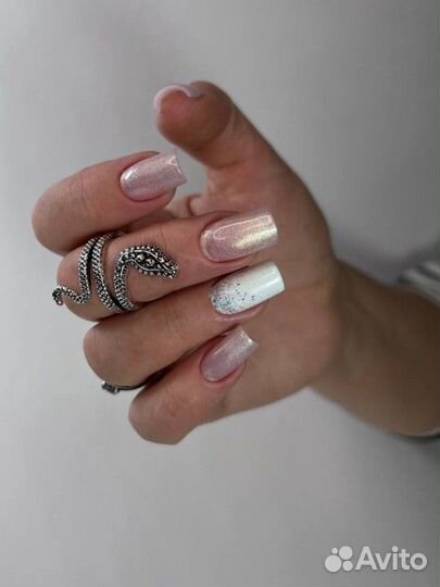 Мастер маникюра и педикюра