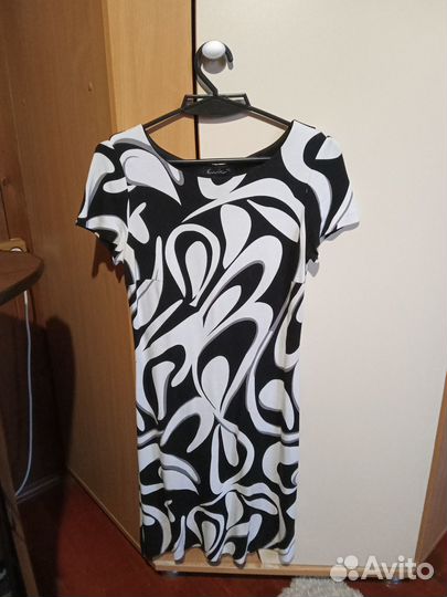 Платье трикотажное 42р