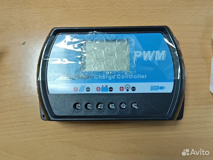 Контроллер заряда солнечной батареи 40А + USB