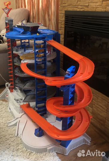 Парковка гараж хот вилс