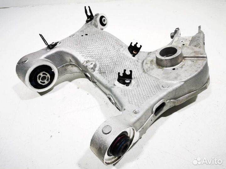 Рычаг задний правый Land Rover Discovery Sport