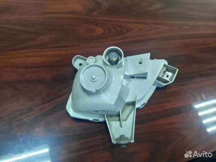 Противотуманная фара правая Mazda CX-5