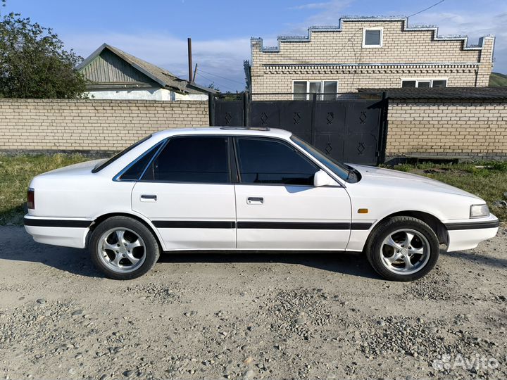 Mazda 626 2.0 МТ, 1988, 200 000 км
