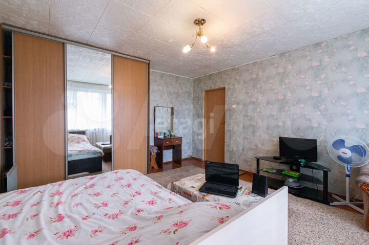 1-к. квартира, 42 м², 4/10 эт.