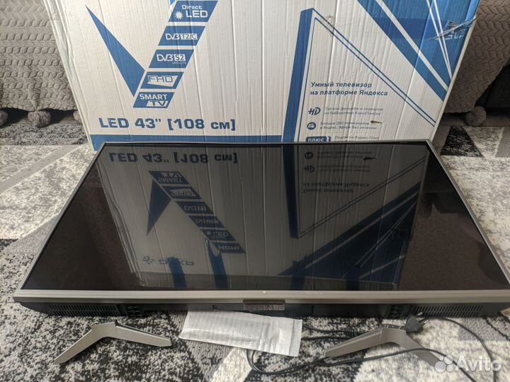 Телевизор Dexp f43f8000q/g битый