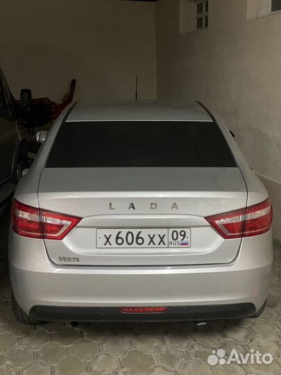 Бампер на весту