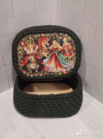 Корзинка с деревянным донышком Щелкунчик