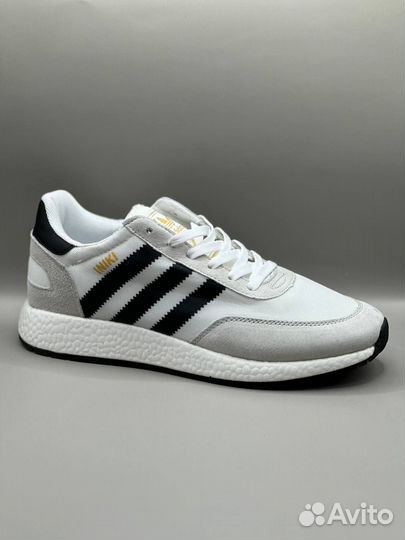 Кроссовки adidas
