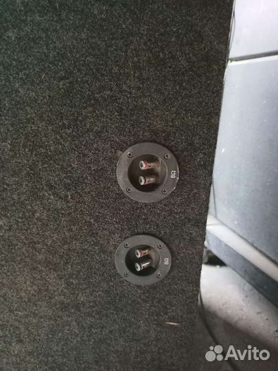 Автомобильный сабвуфер Sledge Hammer