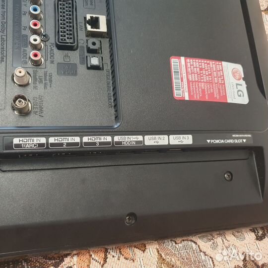 Телевизор LG32LF550V на запчасти