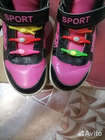 Кроссовки, 28р