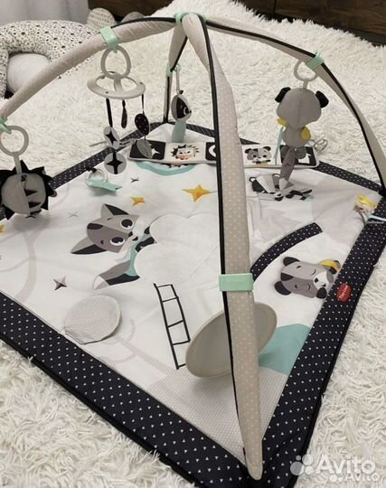 Развивающий коврик tiny love