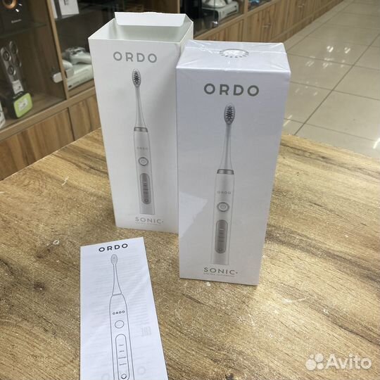 Электрическая зубная щетка ordo Sonic+