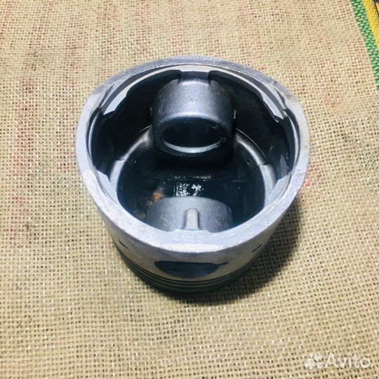 Поршень Mercedes Ом615 87.5мм