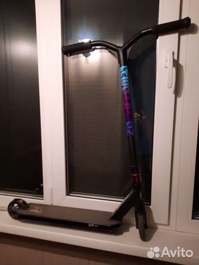 Трюковой самокат