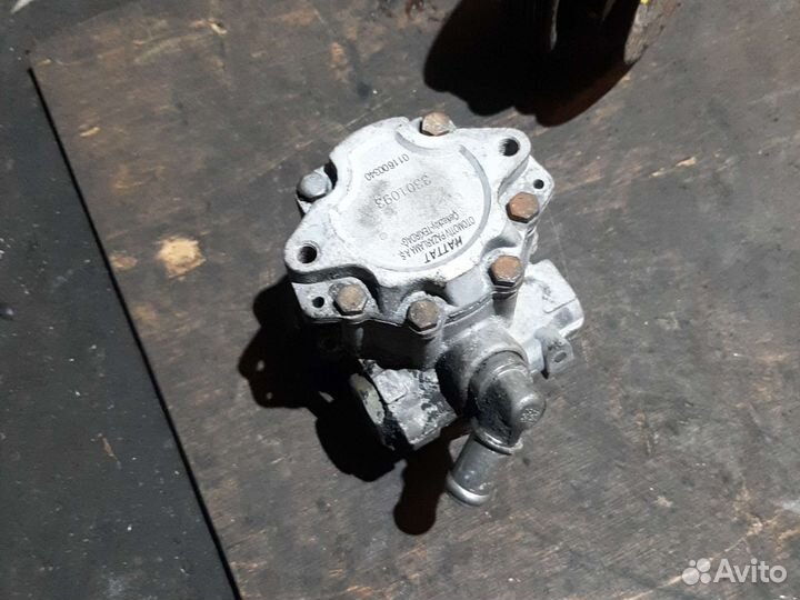 Насос гур Фольксваген Т4 1.9D 2.4D 2.5D